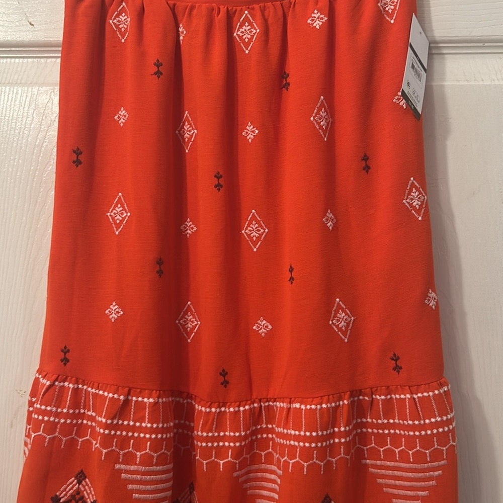 Skirt - Picture 2 of 3